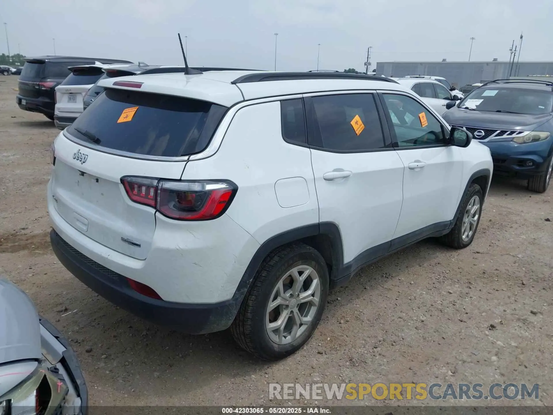 4 Photograph of a damaged car 3C4NJDBN0RT111862 JEEP COMPASS 2024