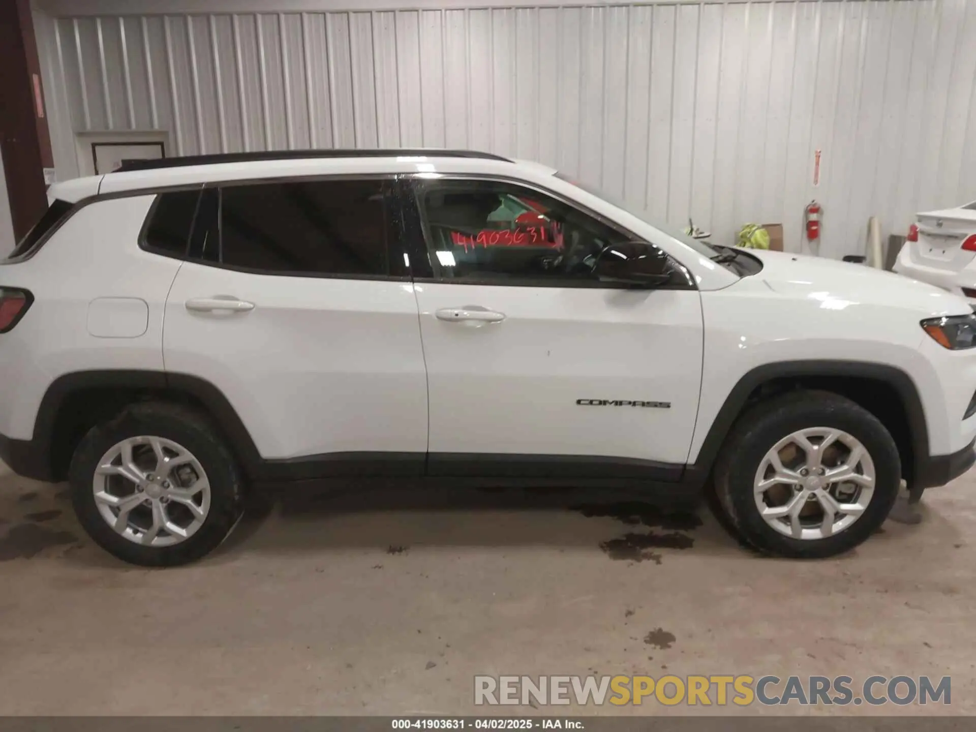14 Photograph of a damaged car 3C4NJDBN0RT117984 JEEP COMPASS 2024