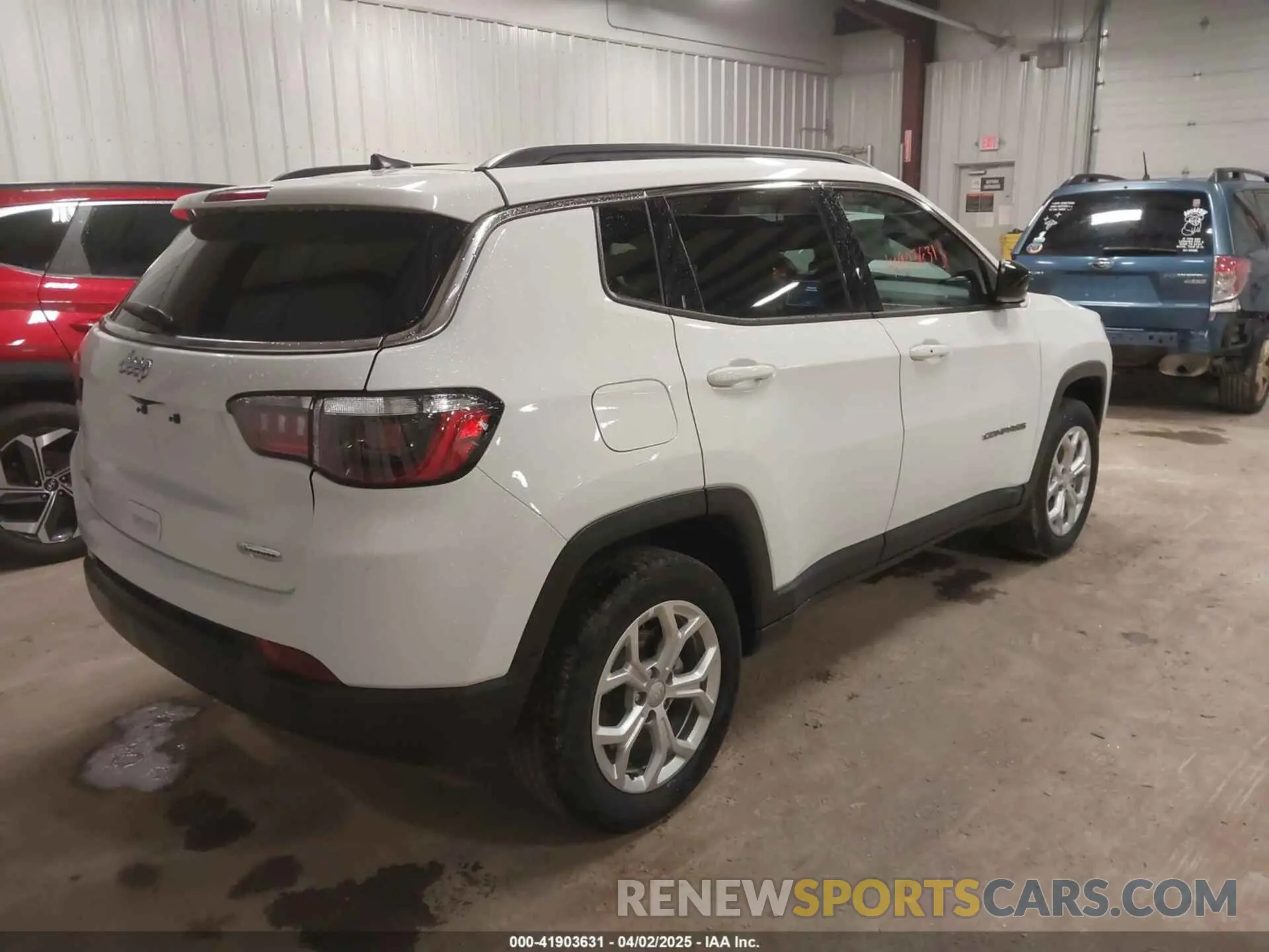 4 Photograph of a damaged car 3C4NJDBN0RT117984 JEEP COMPASS 2024