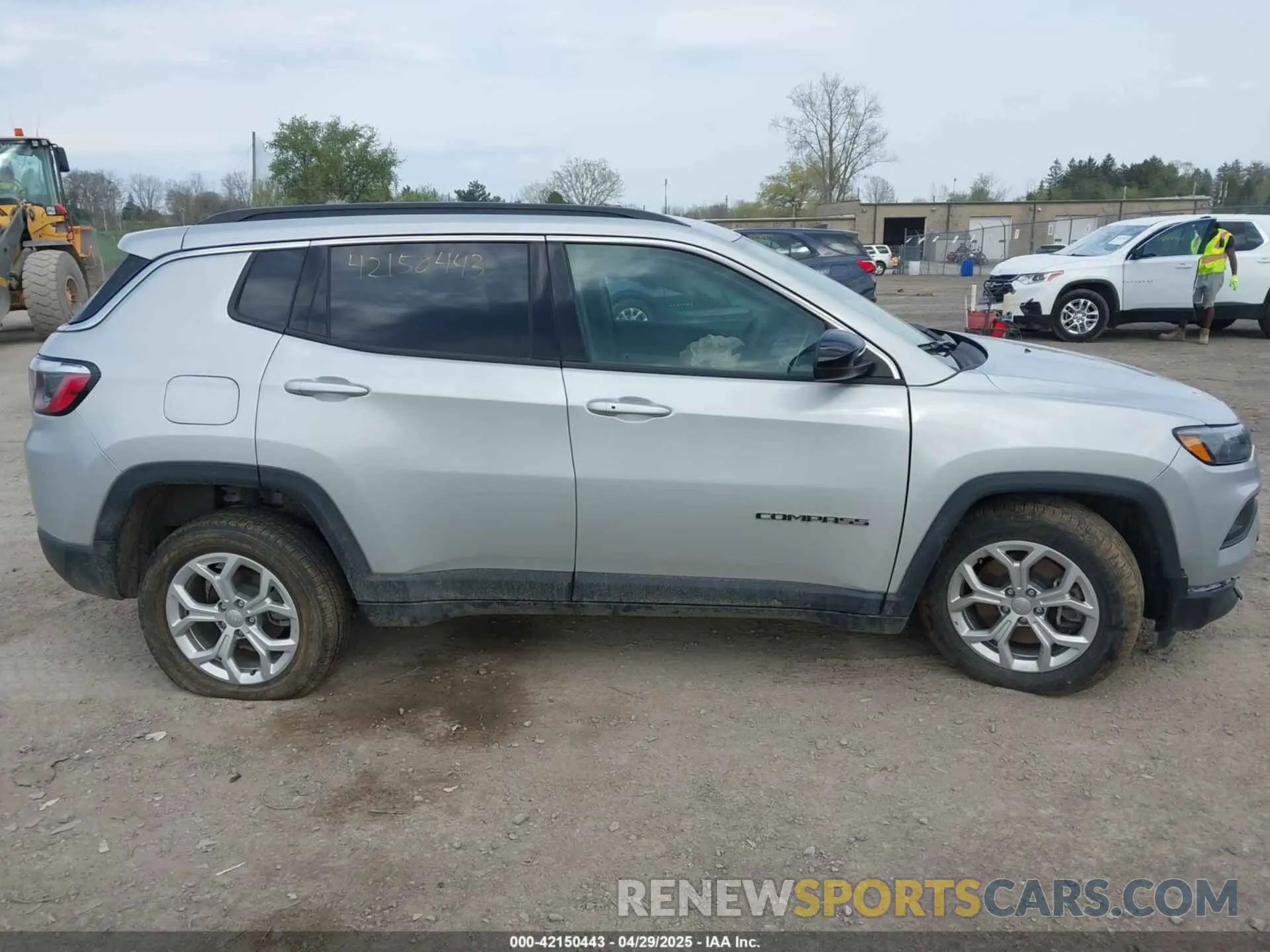 13 Photograph of a damaged car 3C4NJDBN0RT124448 JEEP COMPASS 2024