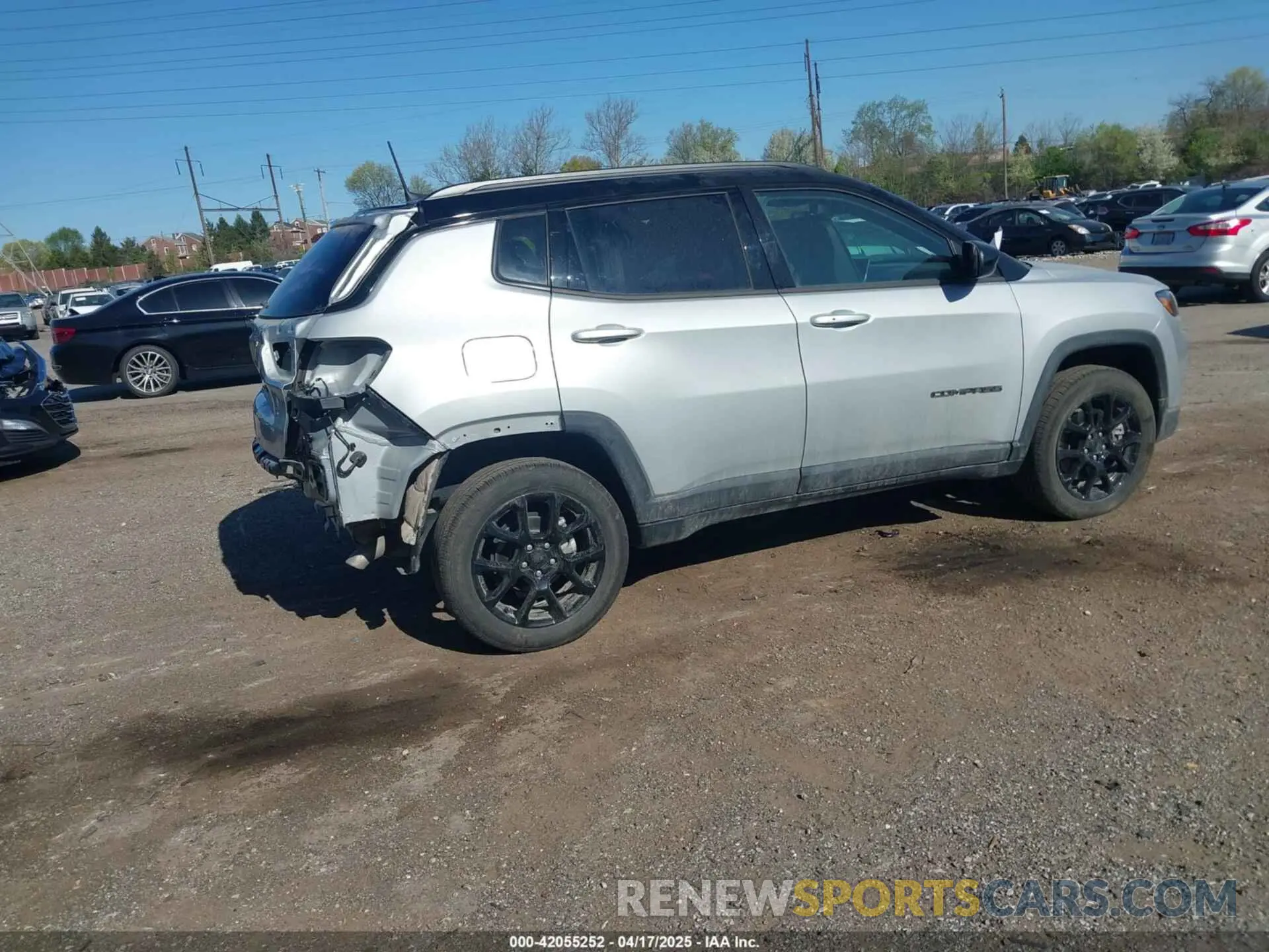 4 Photograph of a damaged car 3C4NJDBN0RT159703 JEEP COMPASS 2024