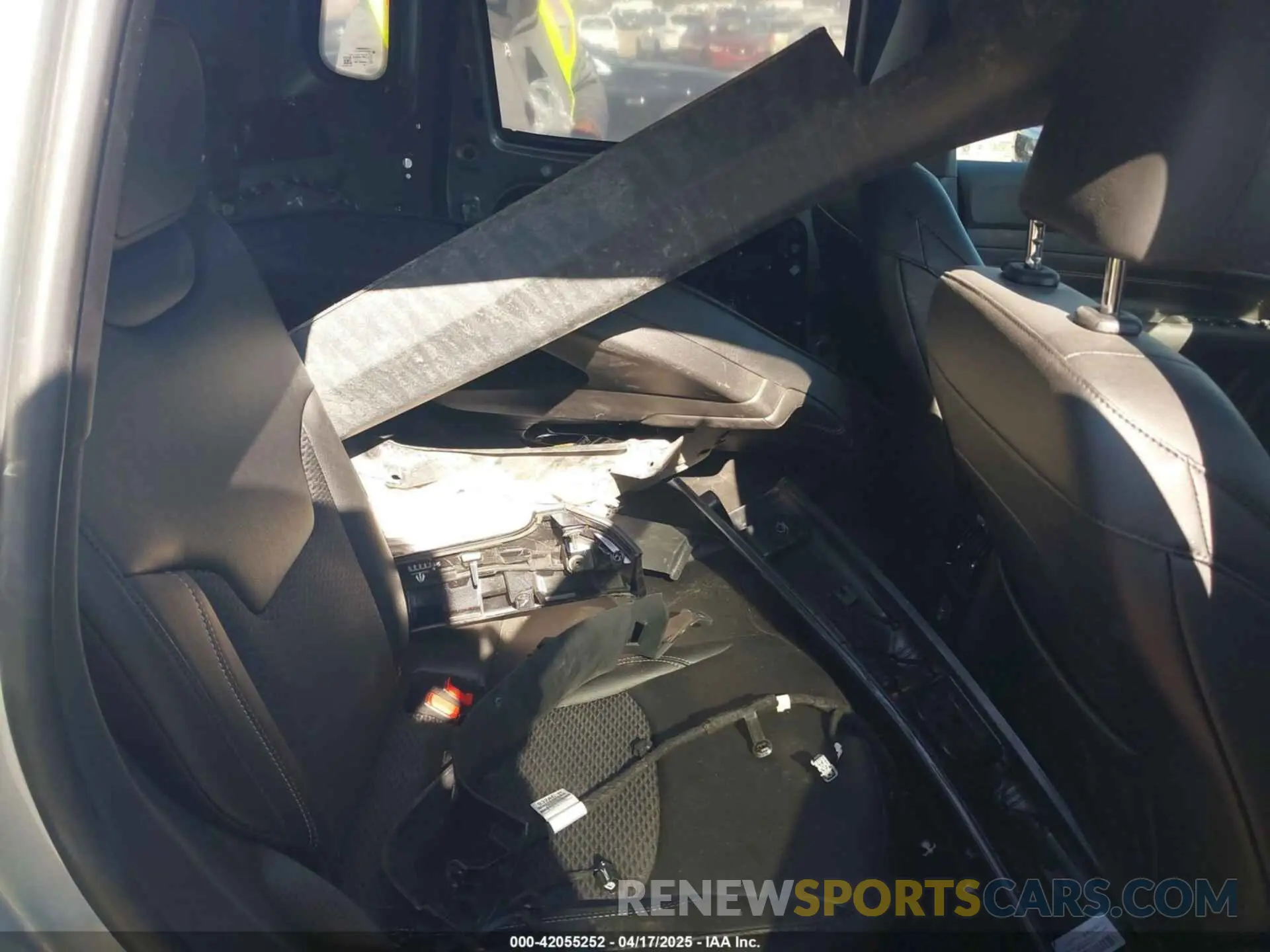 8 Photograph of a damaged car 3C4NJDBN0RT159703 JEEP COMPASS 2024