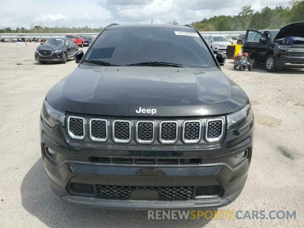 5 Photograph of a damaged car 3C4NJDBN0RT582281 JEEP COMPASS 2024