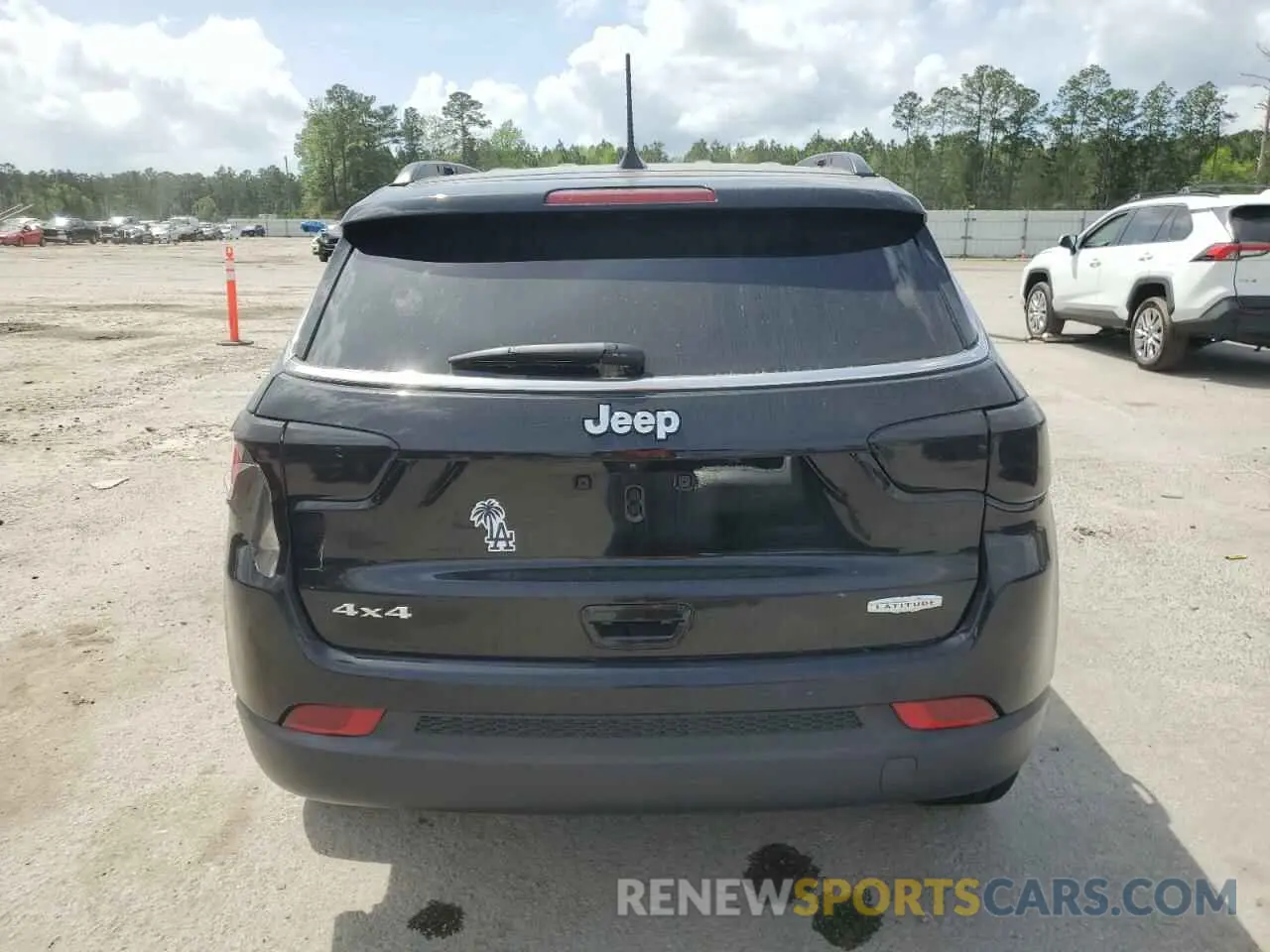 6 Photograph of a damaged car 3C4NJDBN0RT582281 JEEP COMPASS 2024