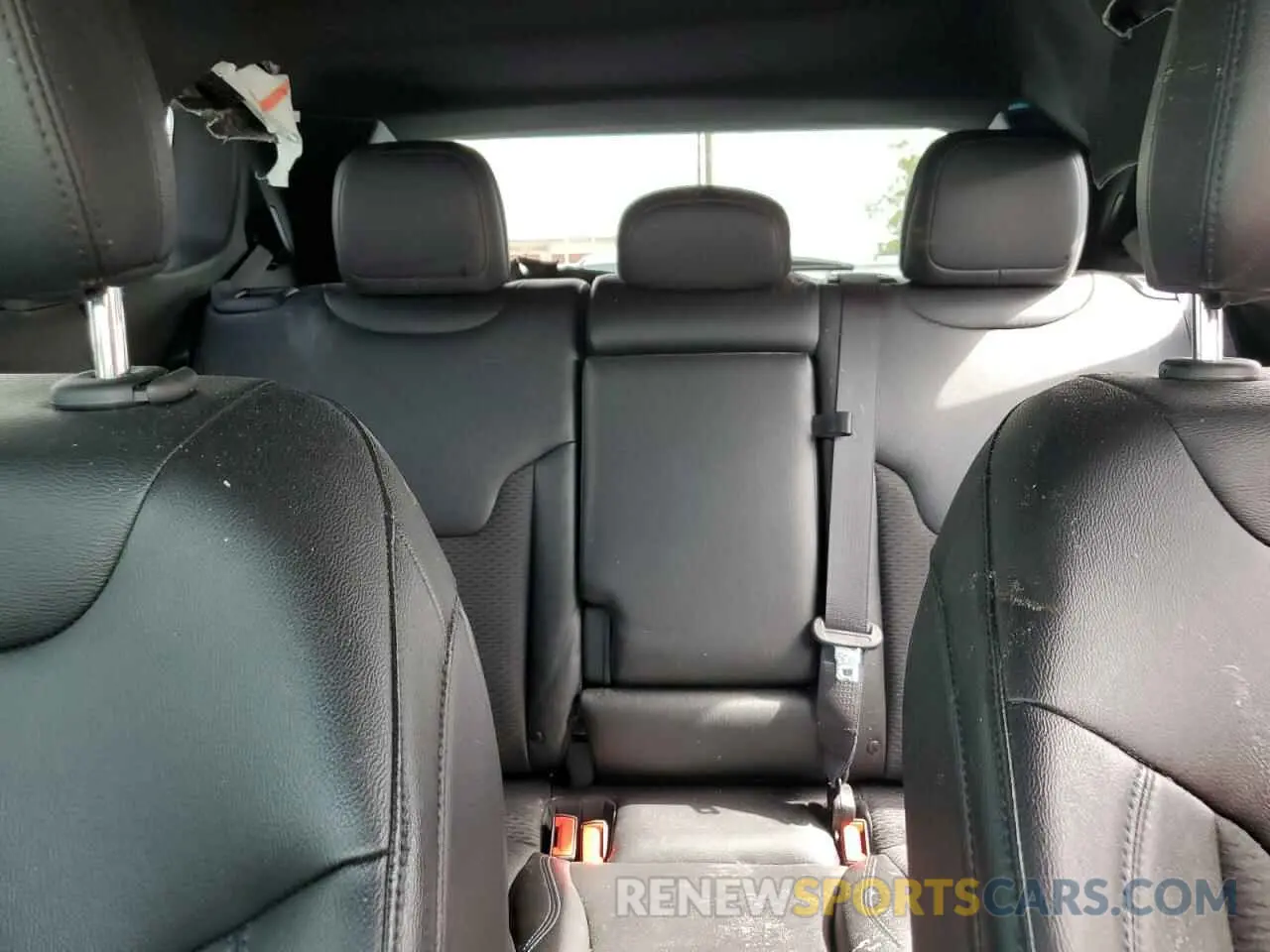 10 Photograph of a damaged car 3C4NJDBN0RT587495 JEEP COMPASS 2024
