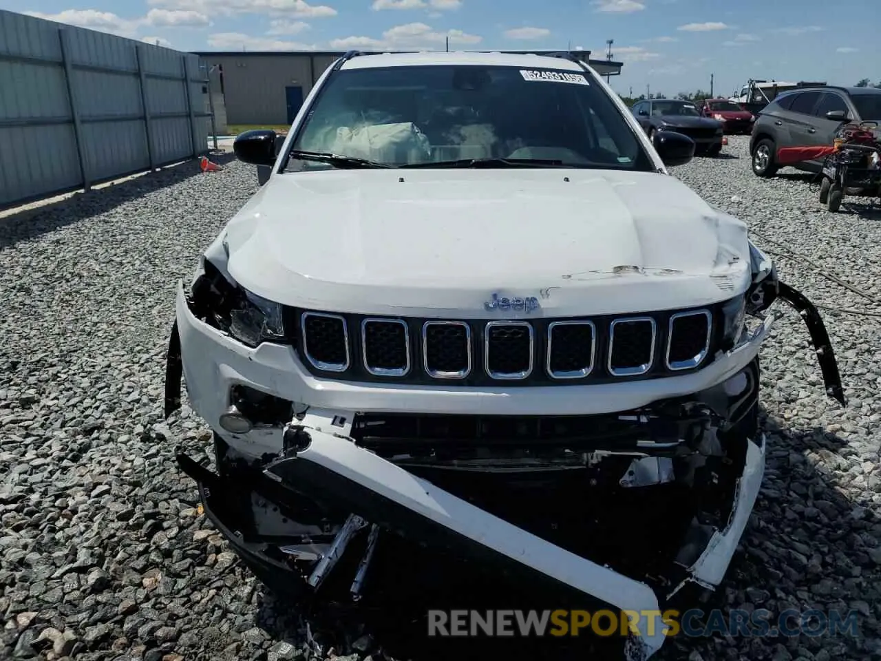 5 Photograph of a damaged car 3C4NJDBN0RT606644 JEEP COMPASS 2024