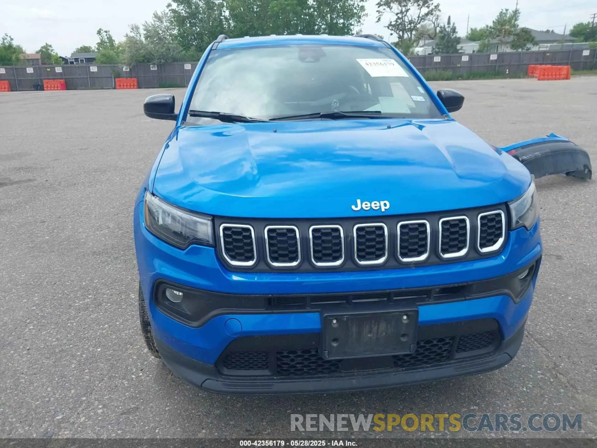 13 Photograph of a damaged car 3C4NJDBN1RT111868 JEEP COMPASS 2024