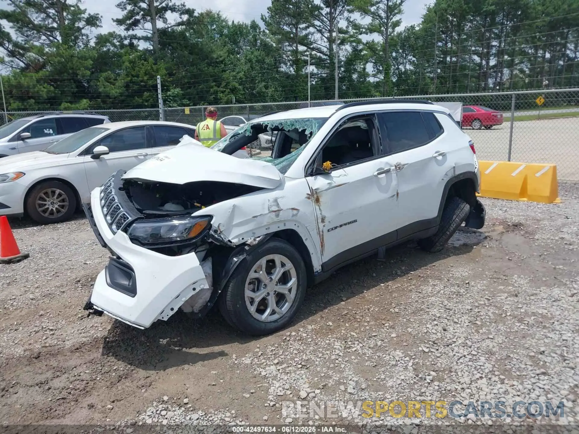 2 Photograph of a damaged car 3C4NJDBN1RT132767 JEEP COMPASS 2024