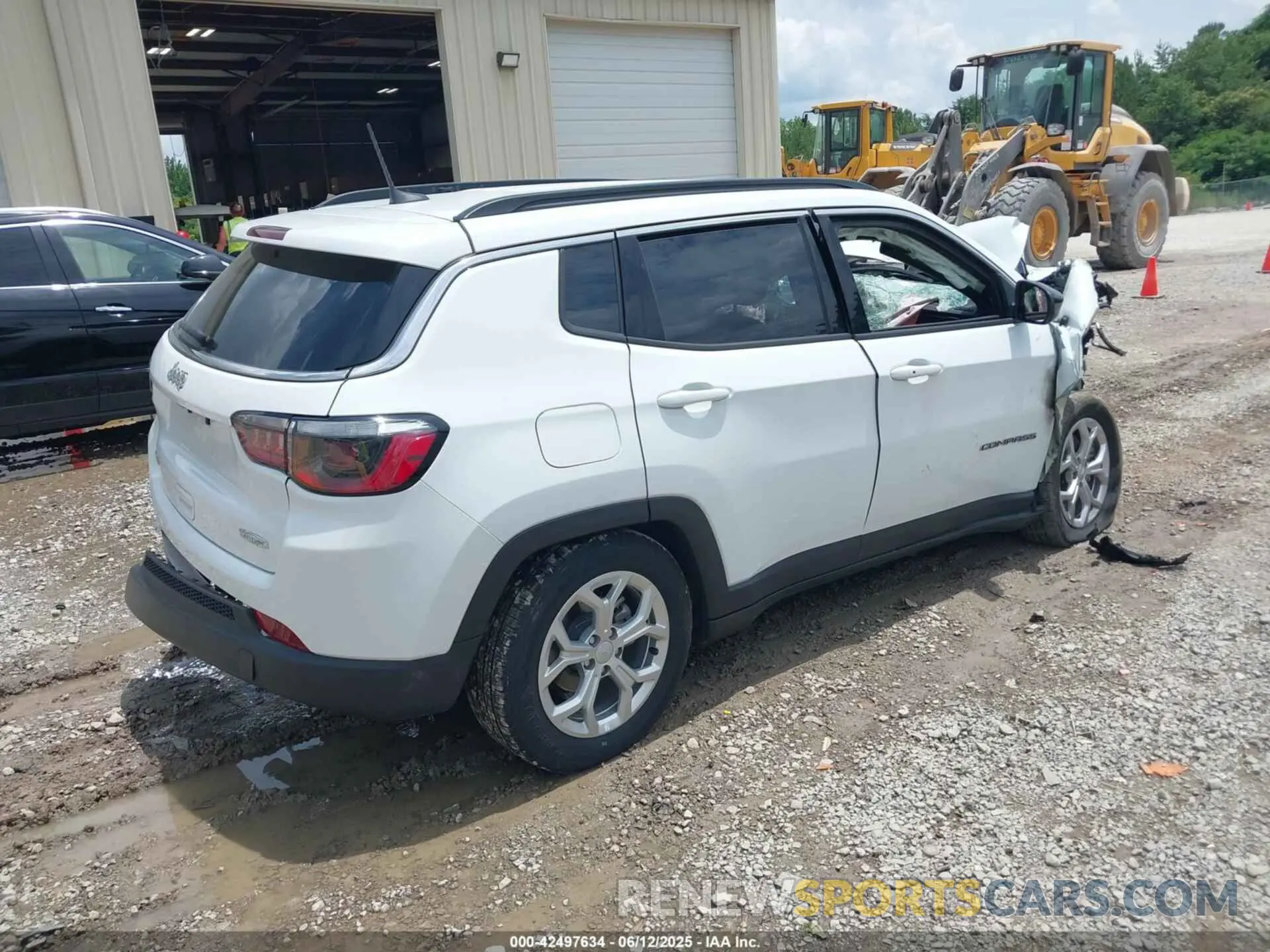 4 Photograph of a damaged car 3C4NJDBN1RT132767 JEEP COMPASS 2024