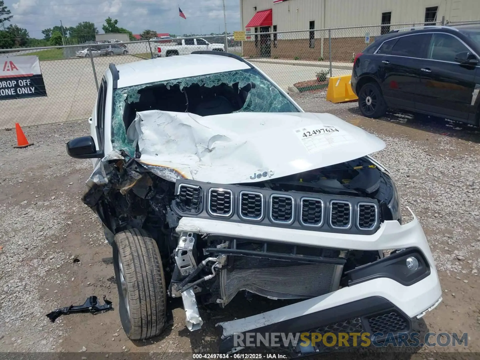 6 Photograph of a damaged car 3C4NJDBN1RT132767 JEEP COMPASS 2024