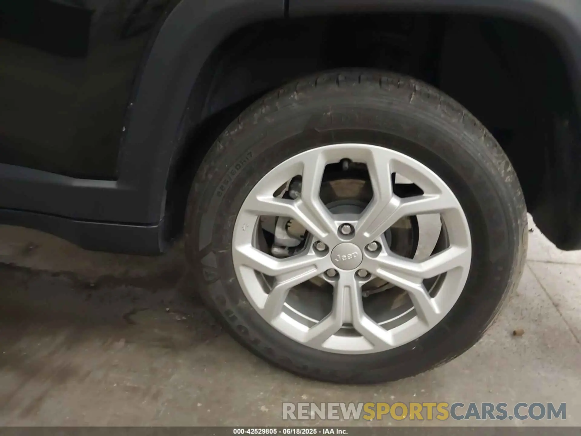 12 Photograph of a damaged car 3C4NJDBN2RT103794 JEEP COMPASS 2024