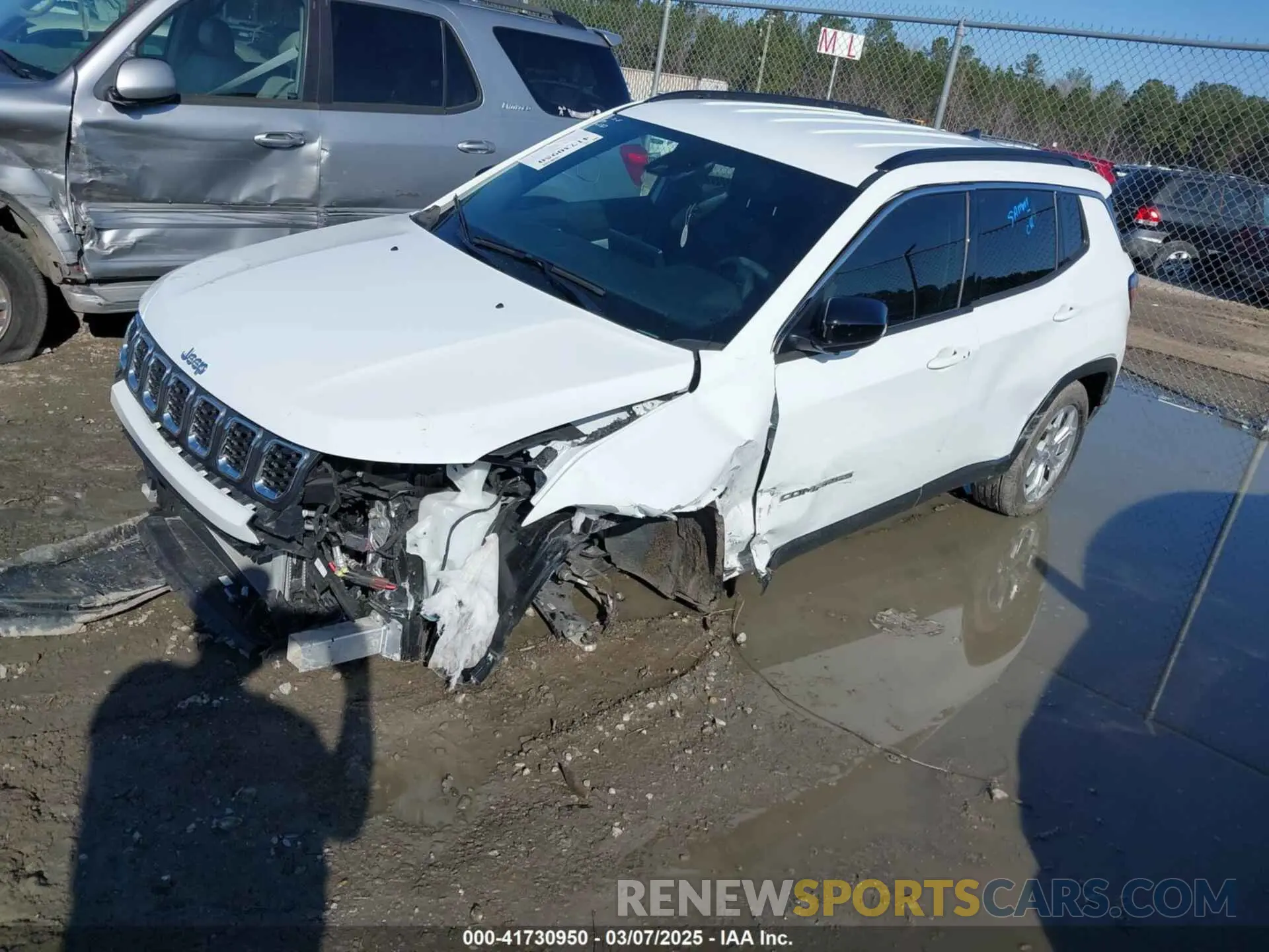 2 Photograph of a damaged car 3C4NJDBN2RT112575 JEEP COMPASS 2024