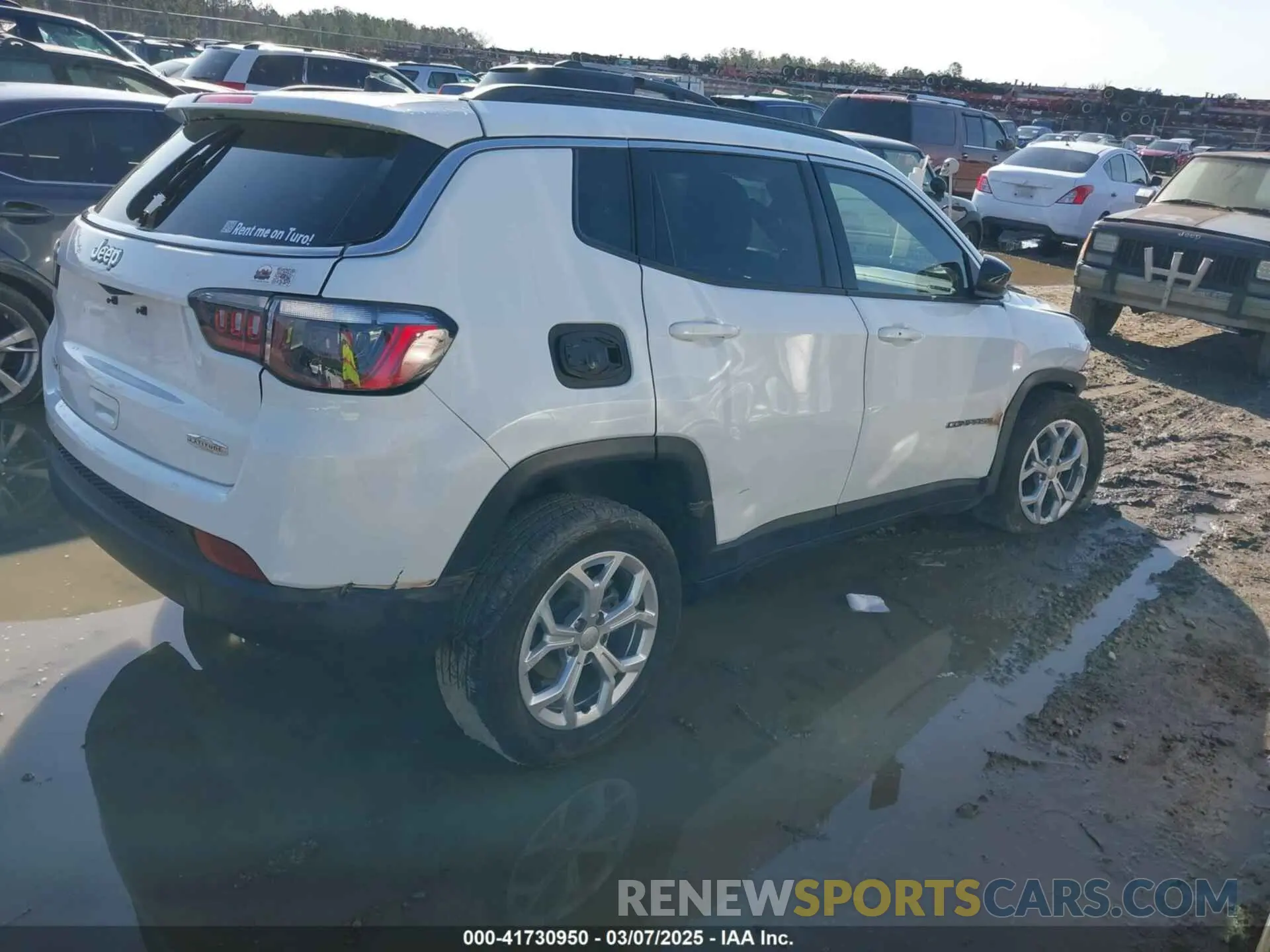 4 Photograph of a damaged car 3C4NJDBN2RT112575 JEEP COMPASS 2024