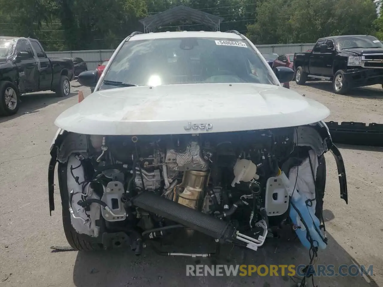 5 Photograph of a damaged car 3C4NJDBN2RT136469 JEEP COMPASS 2024