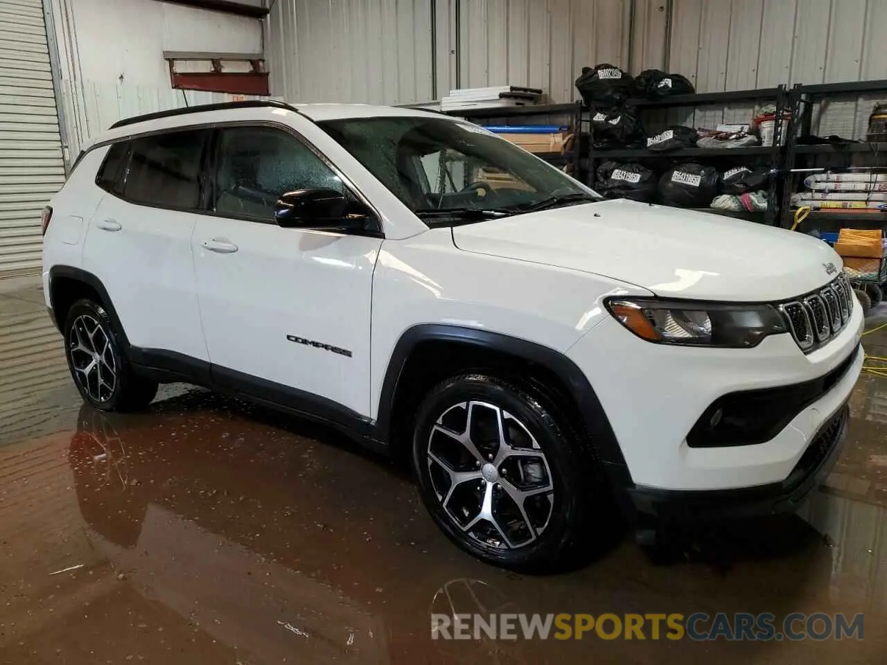 4 Photograph of a damaged car 3C4NJDBN2RT605897 JEEP COMPASS 2024