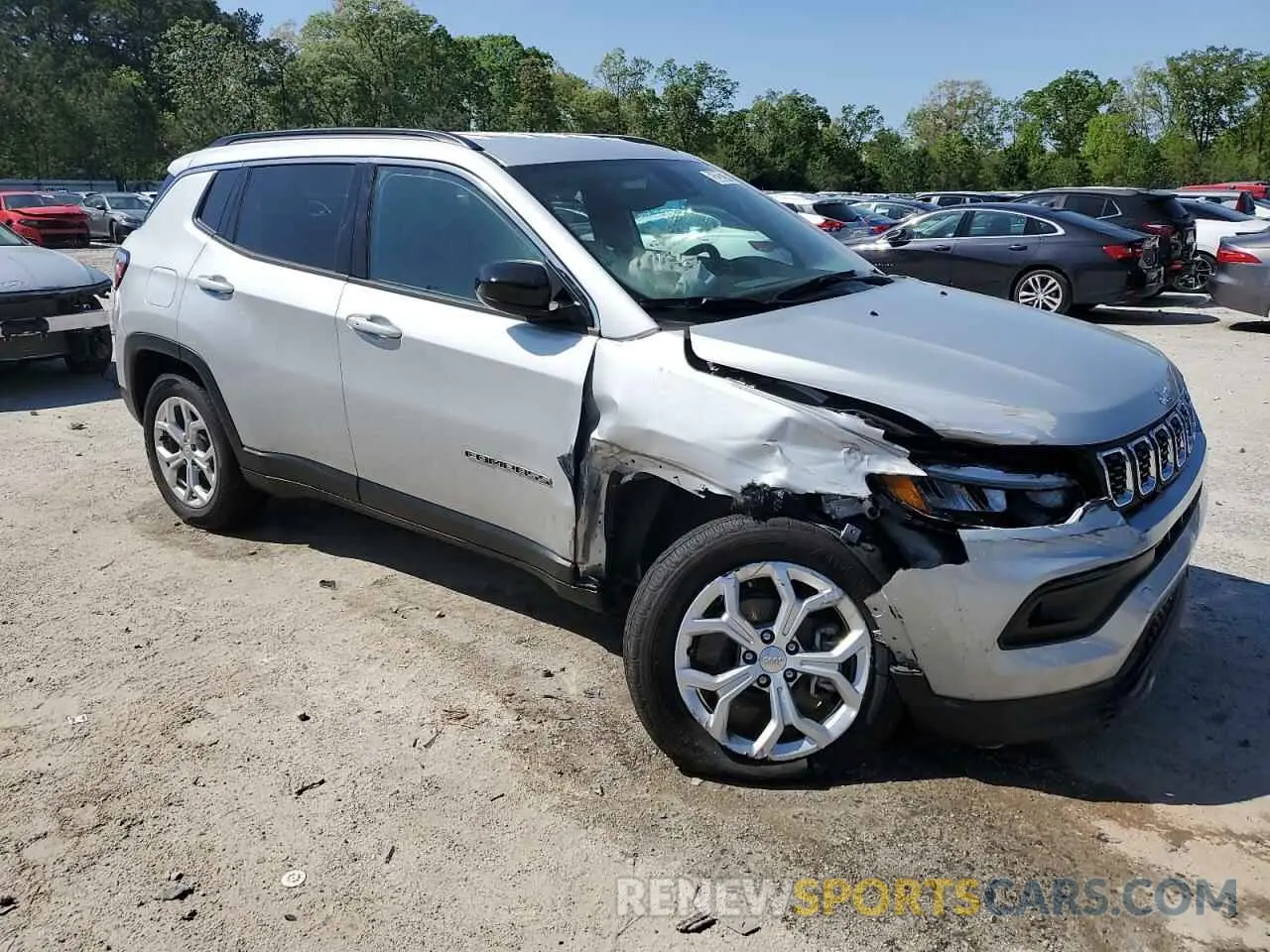 4 Photograph of a damaged car 3C4NJDBN3RT110950 JEEP COMPASS 2024
