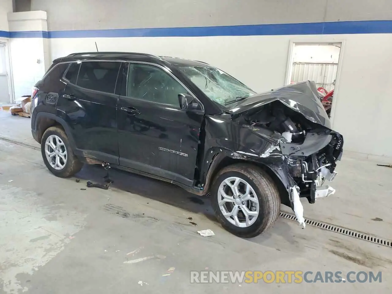 4 Photograph of a damaged car 3C4NJDBN3RT133130 JEEP COMPASS 2024