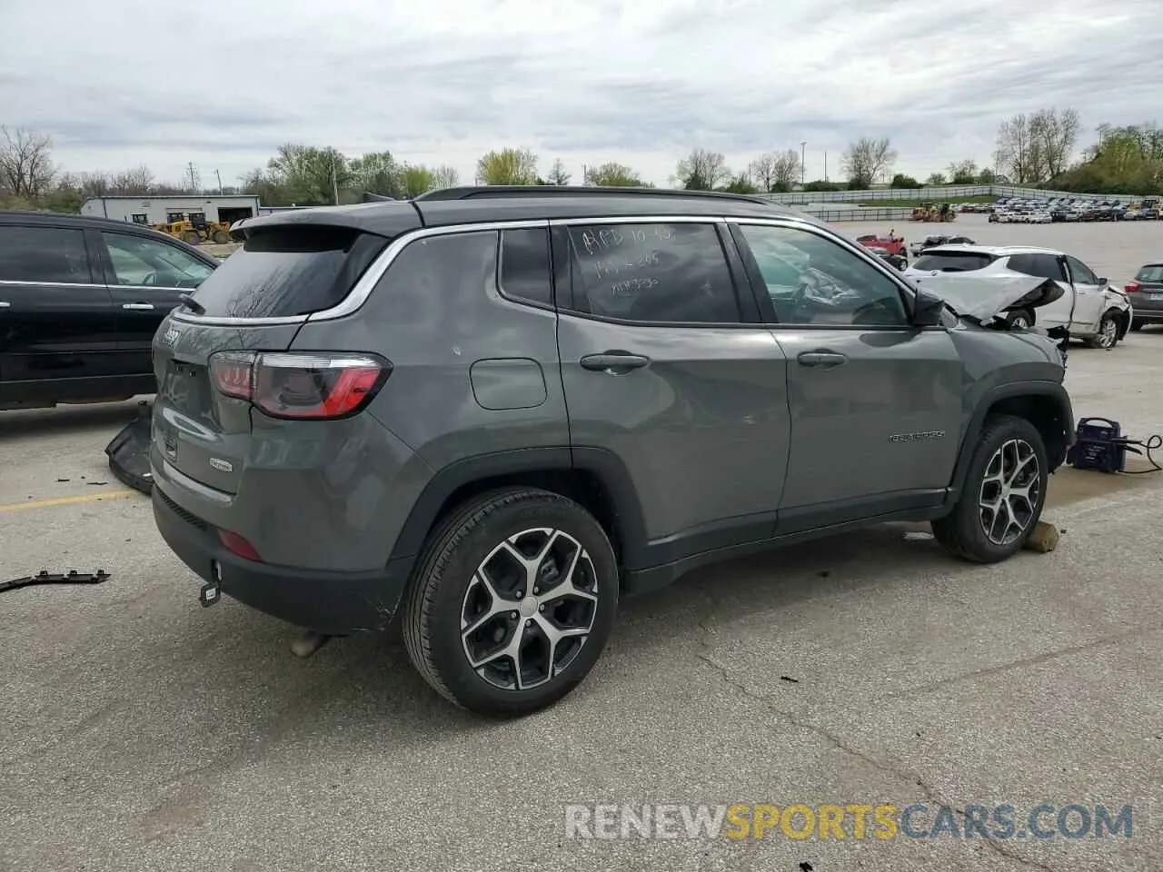 3 Photograph of a damaged car 3C4NJDBN3RT606072 JEEP COMPASS 2024