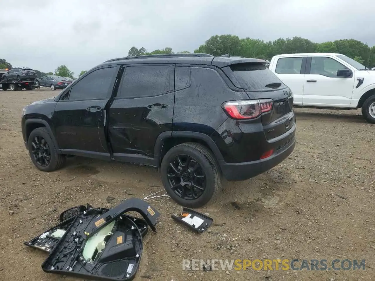 2 Photograph of a damaged car 3C4NJDBN4RT591517 JEEP COMPASS 2024