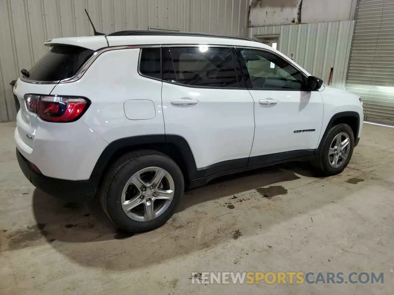 3 Photograph of a damaged car 3C4NJDBN4RT604279 JEEP COMPASS 2024