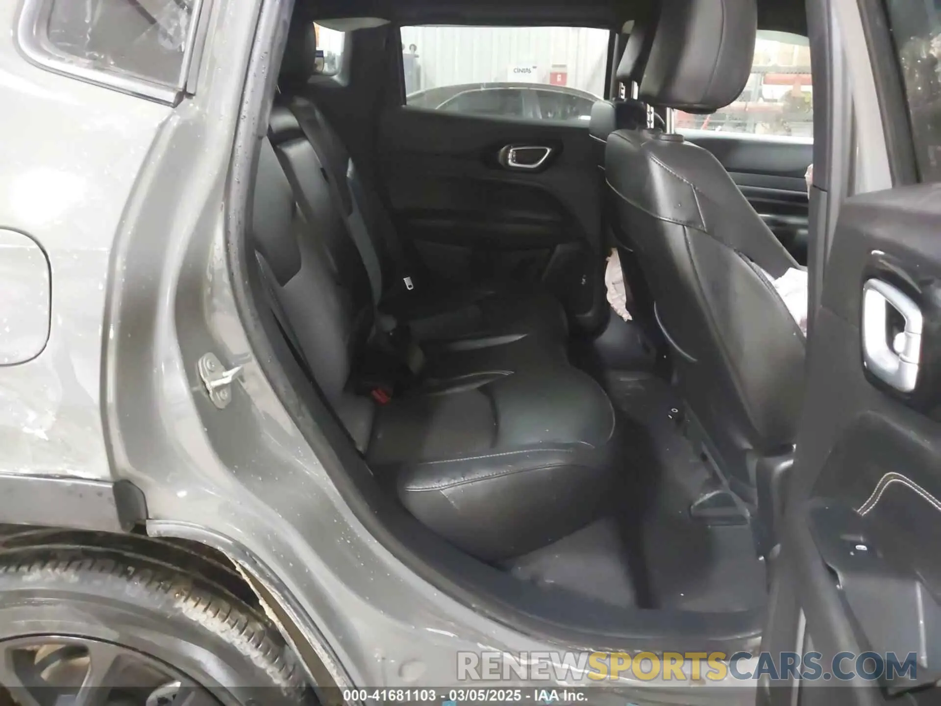 8 Photograph of a damaged car 3C4NJDBN5RT588075 JEEP COMPASS 2024