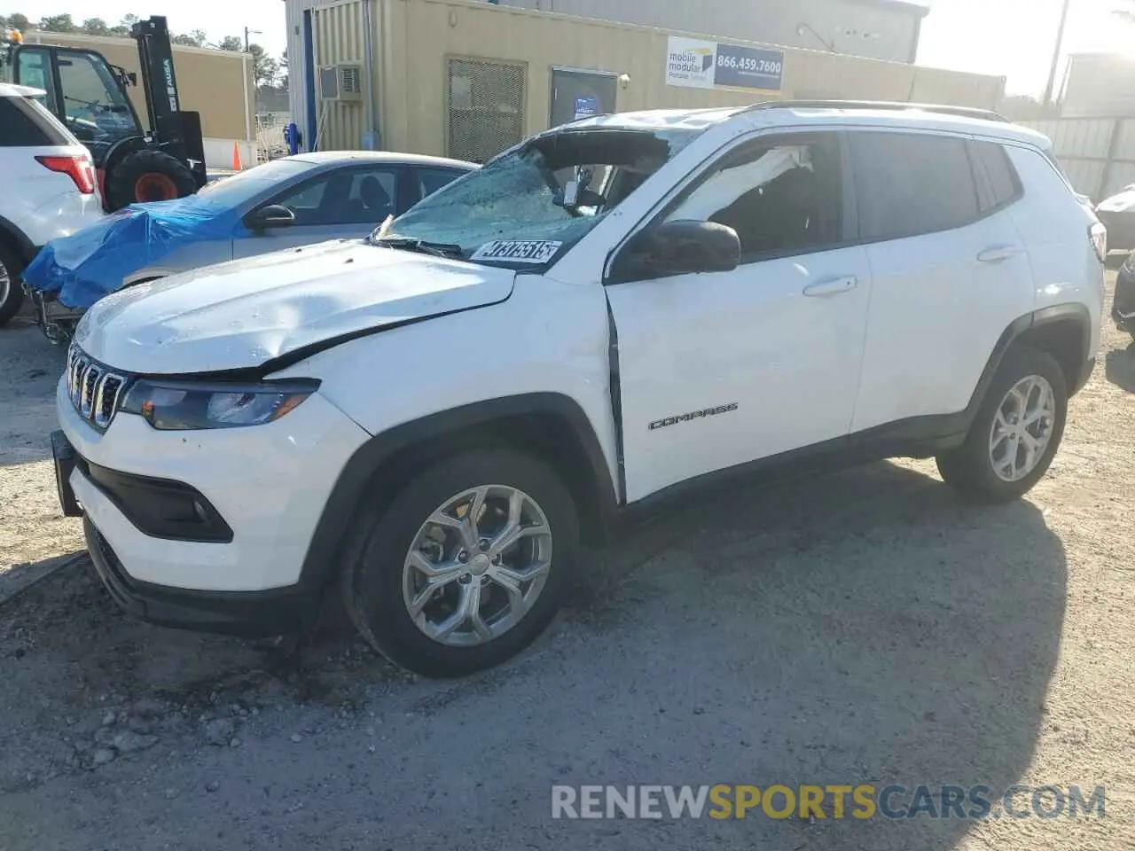 1 Photograph of a damaged car 3C4NJDBN6RT109324 JEEP COMPASS 2024