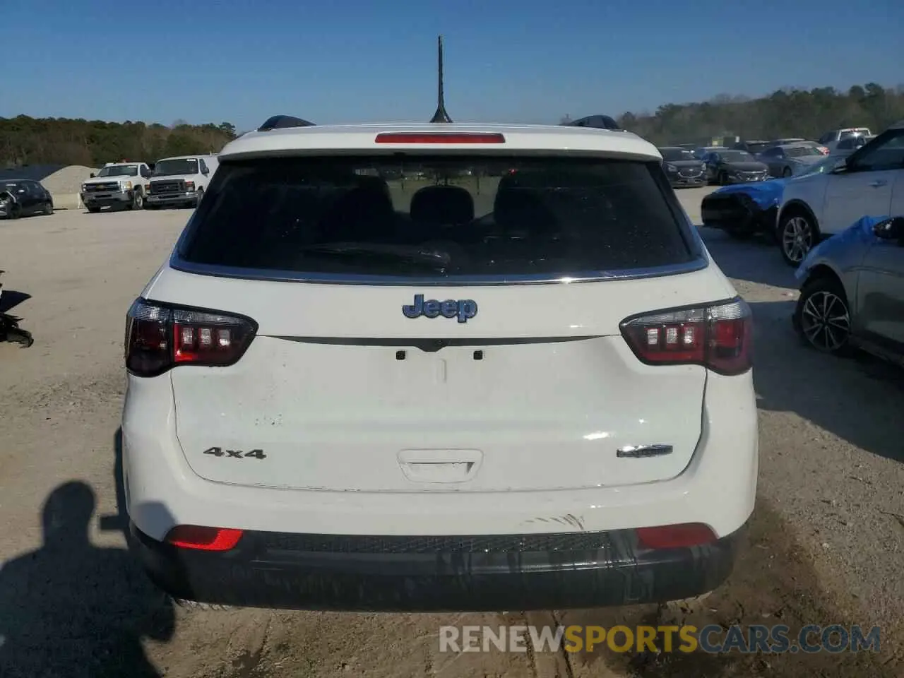 6 Photograph of a damaged car 3C4NJDBN6RT109324 JEEP COMPASS 2024