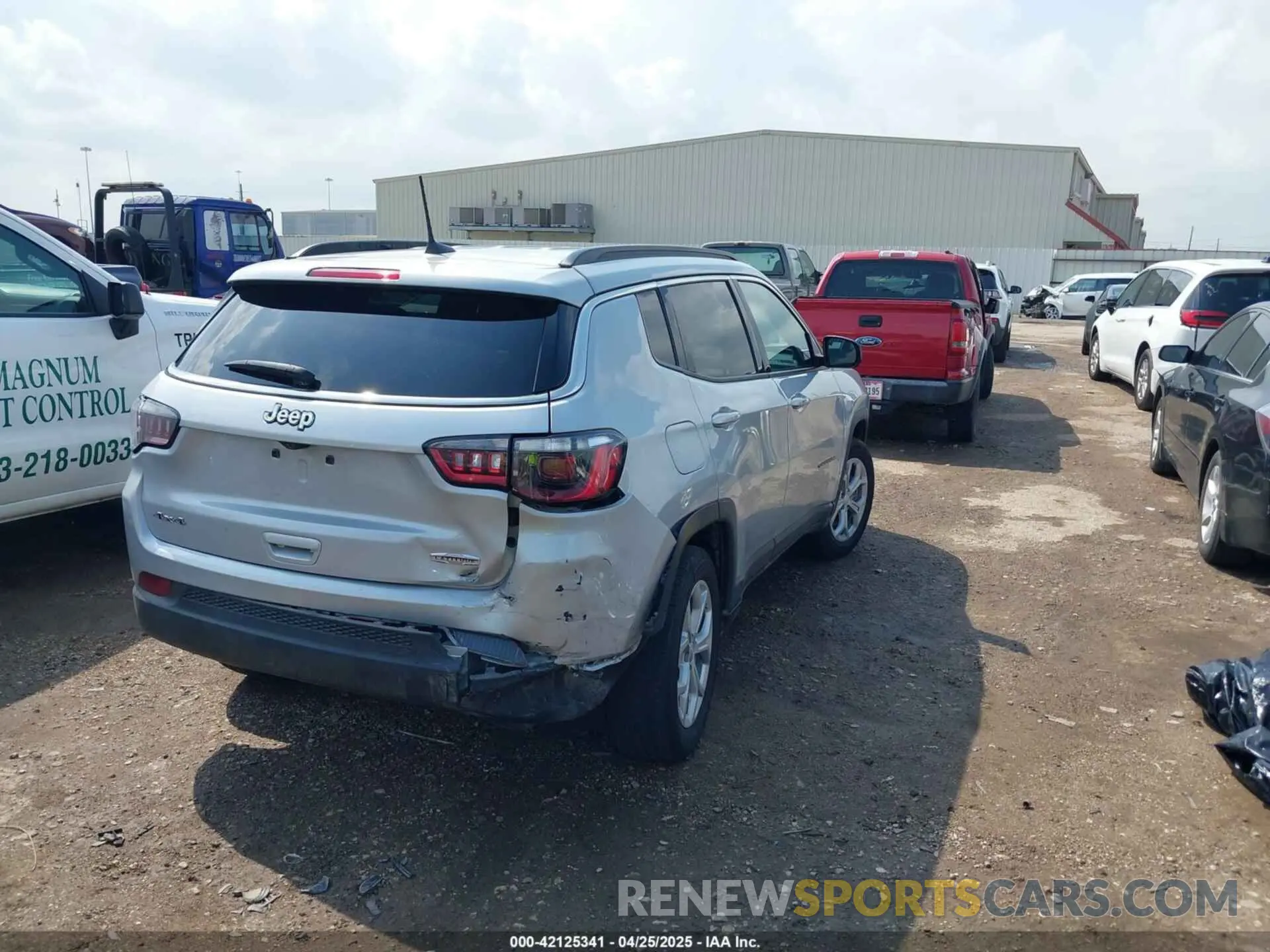 4 Photograph of a damaged car 3C4NJDBN6RT119349 JEEP COMPASS 2024