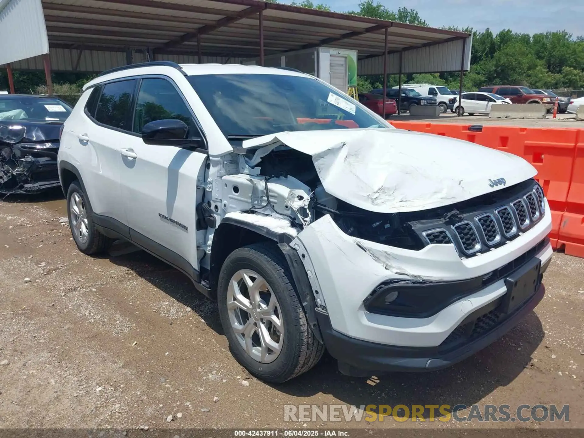 1 Photograph of a damaged car 3C4NJDBN6RT132814 JEEP COMPASS 2024