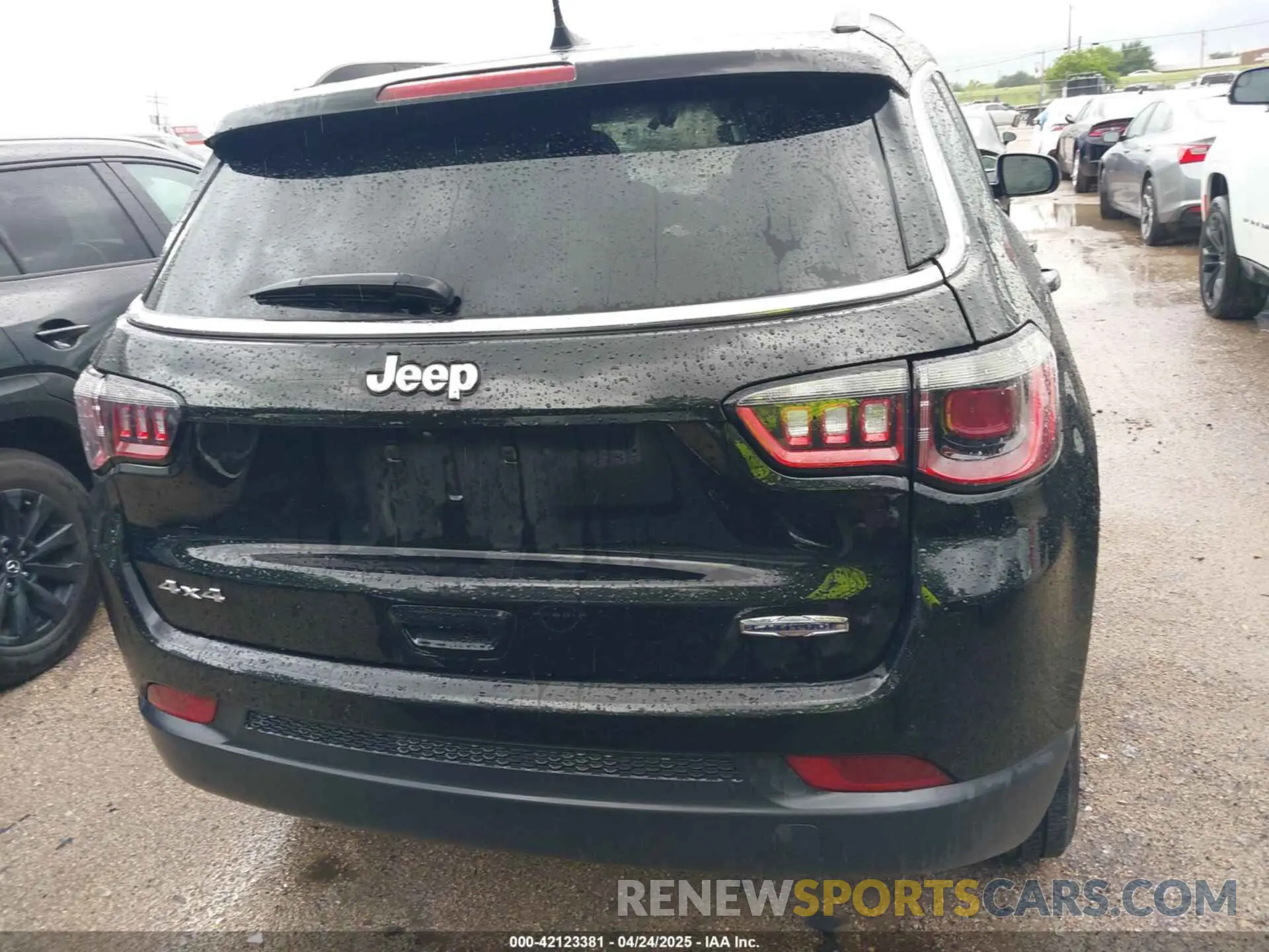 16 Photograph of a damaged car 3C4NJDBN6RT606146 JEEP COMPASS 2024