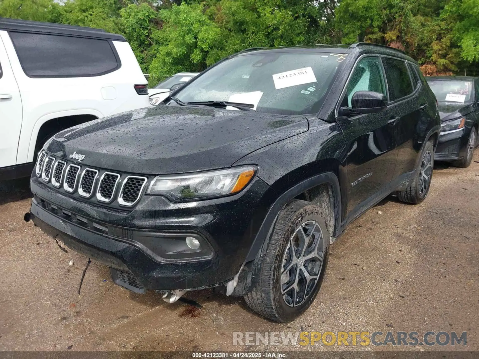 2 Photograph of a damaged car 3C4NJDBN6RT606146 JEEP COMPASS 2024