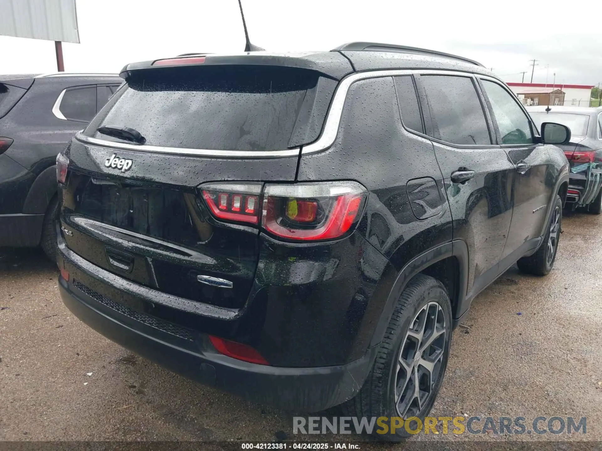 4 Photograph of a damaged car 3C4NJDBN6RT606146 JEEP COMPASS 2024