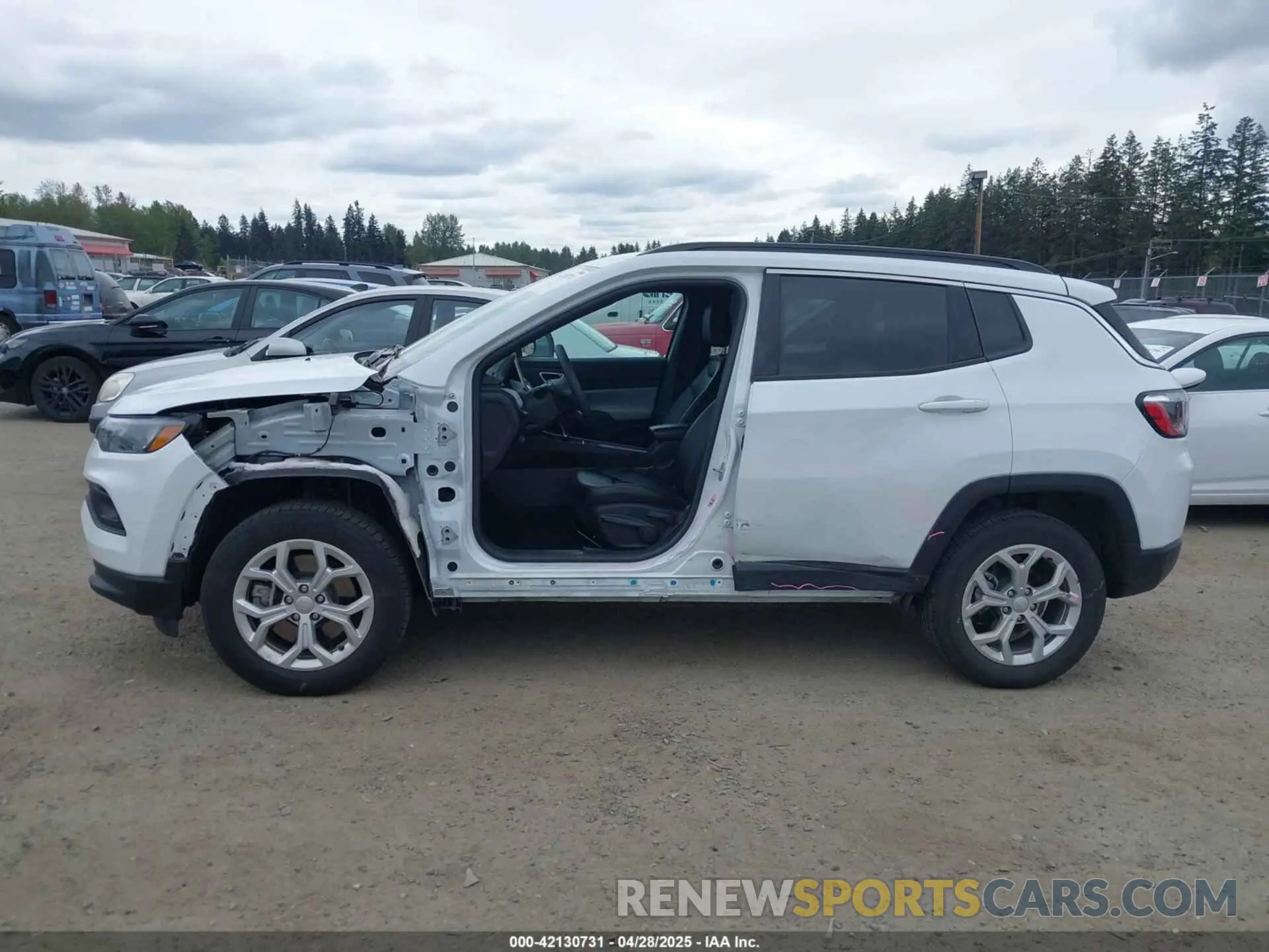 15 Photograph of a damaged car 3C4NJDBN7RT118288 JEEP COMPASS 2024