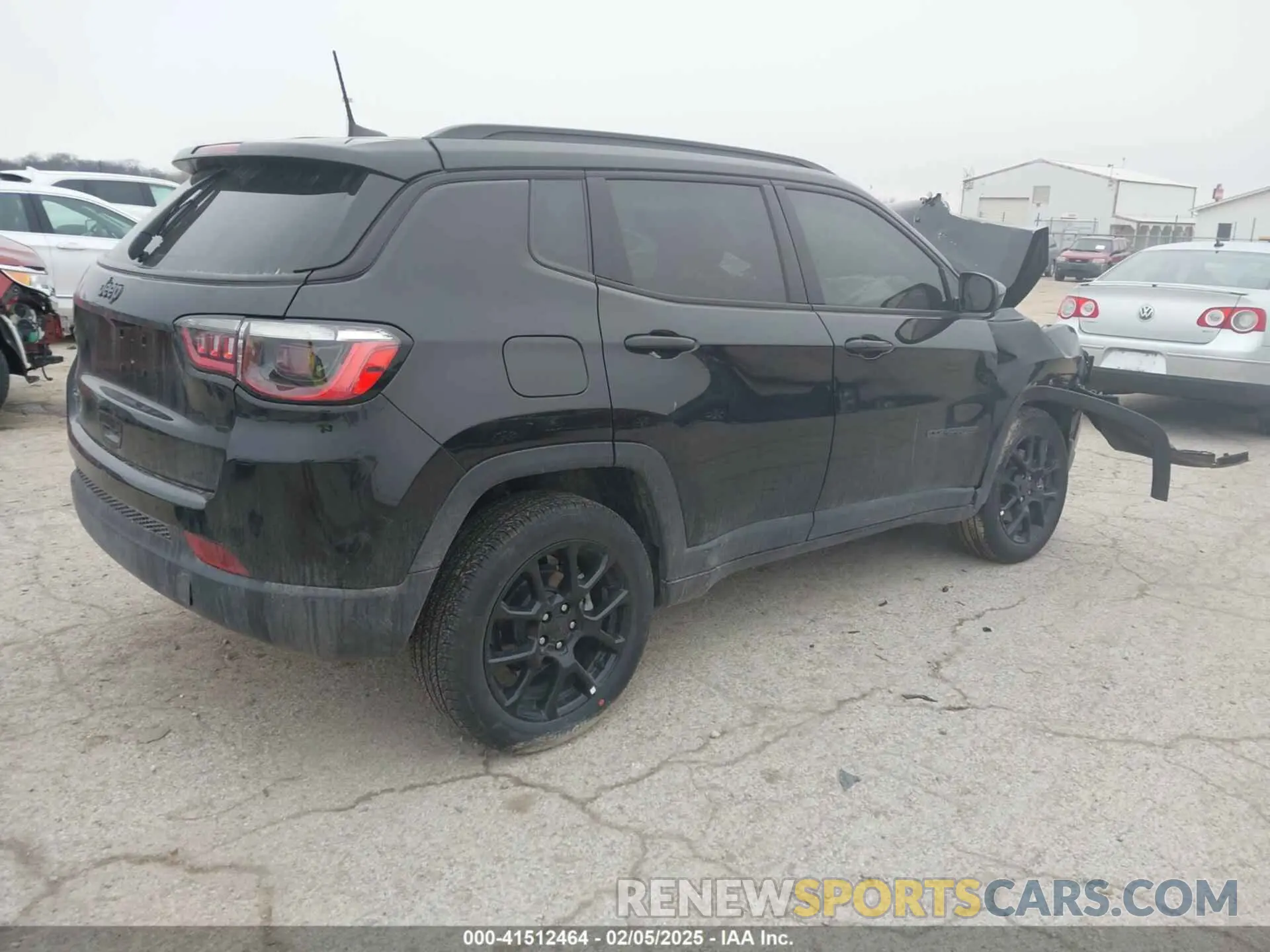 4 Photograph of a damaged car 3C4NJDBN7RT142526 JEEP COMPASS 2024