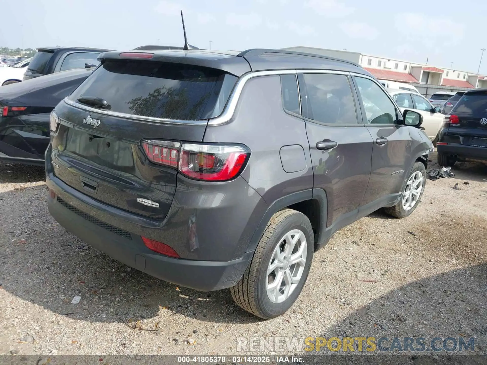 4 Photograph of a damaged car 3C4NJDBN7RT154711 JEEP COMPASS 2024