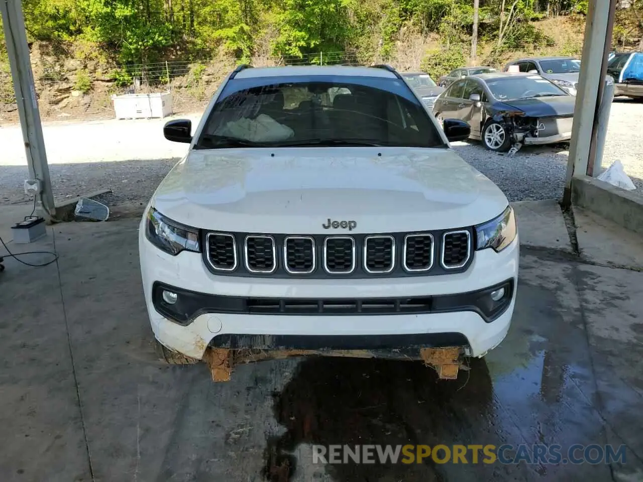 5 Photograph of a damaged car 3C4NJDBN7RT170021 JEEP COMPASS 2024