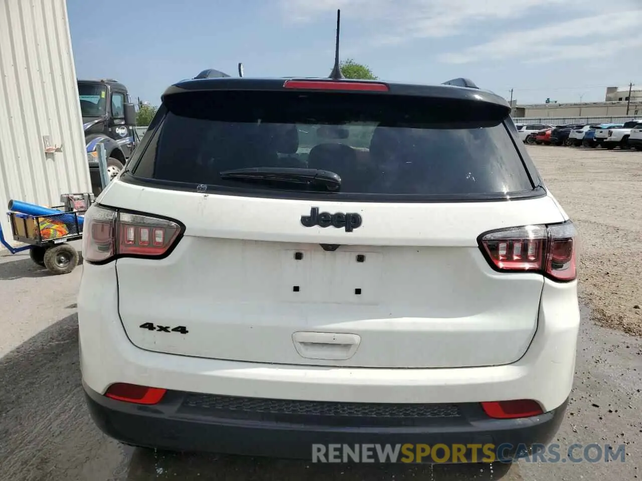 6 Photograph of a damaged car 3C4NJDBN7RT578325 JEEP COMPASS 2024