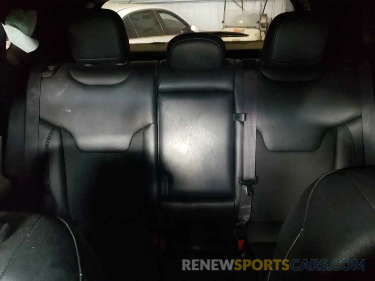 10 Photograph of a damaged car 3C4NJDBN7RT595853 JEEP COMPASS 2024