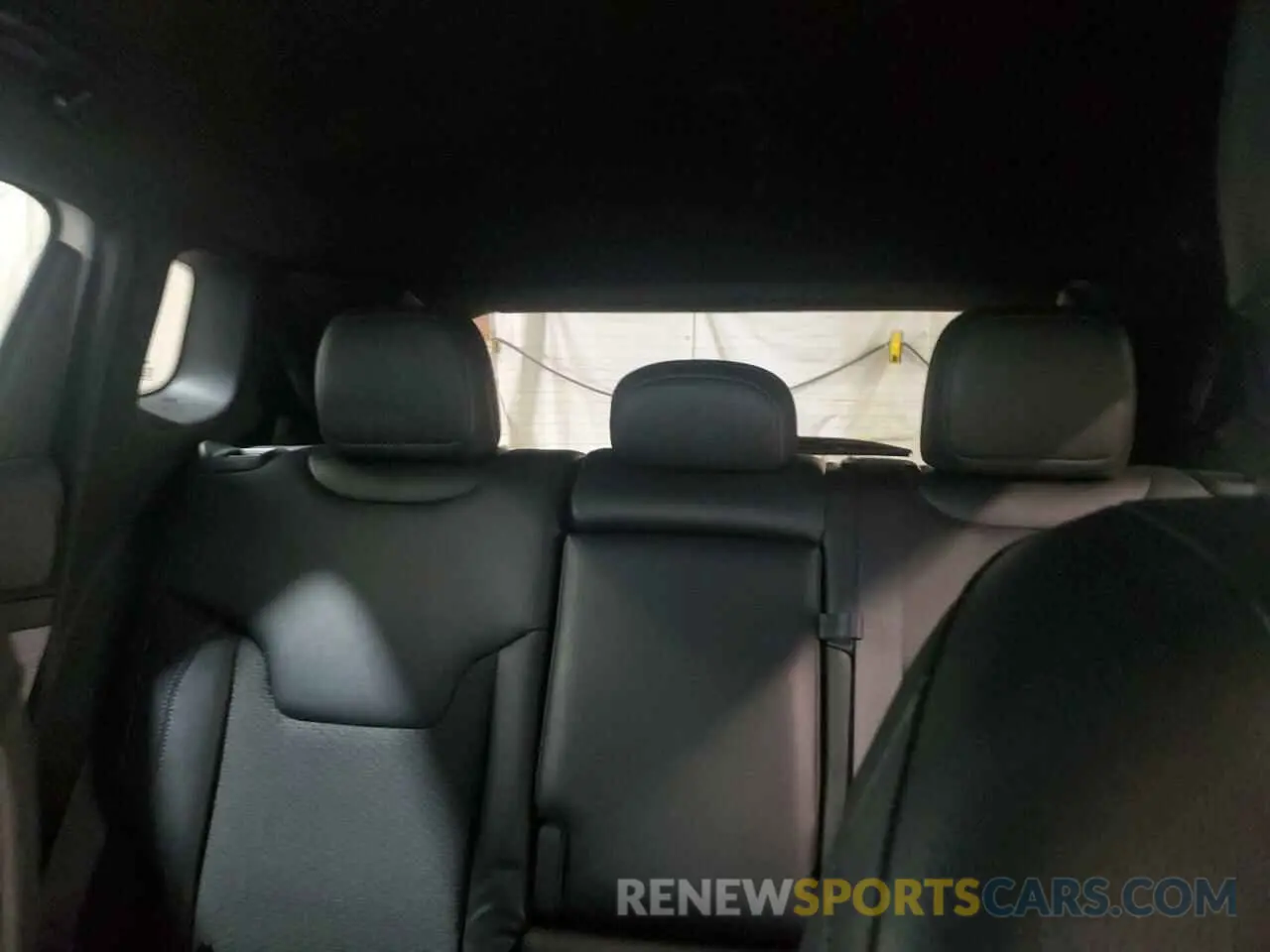 10 Photograph of a damaged car 3C4NJDBN8RT118526 JEEP COMPASS 2024