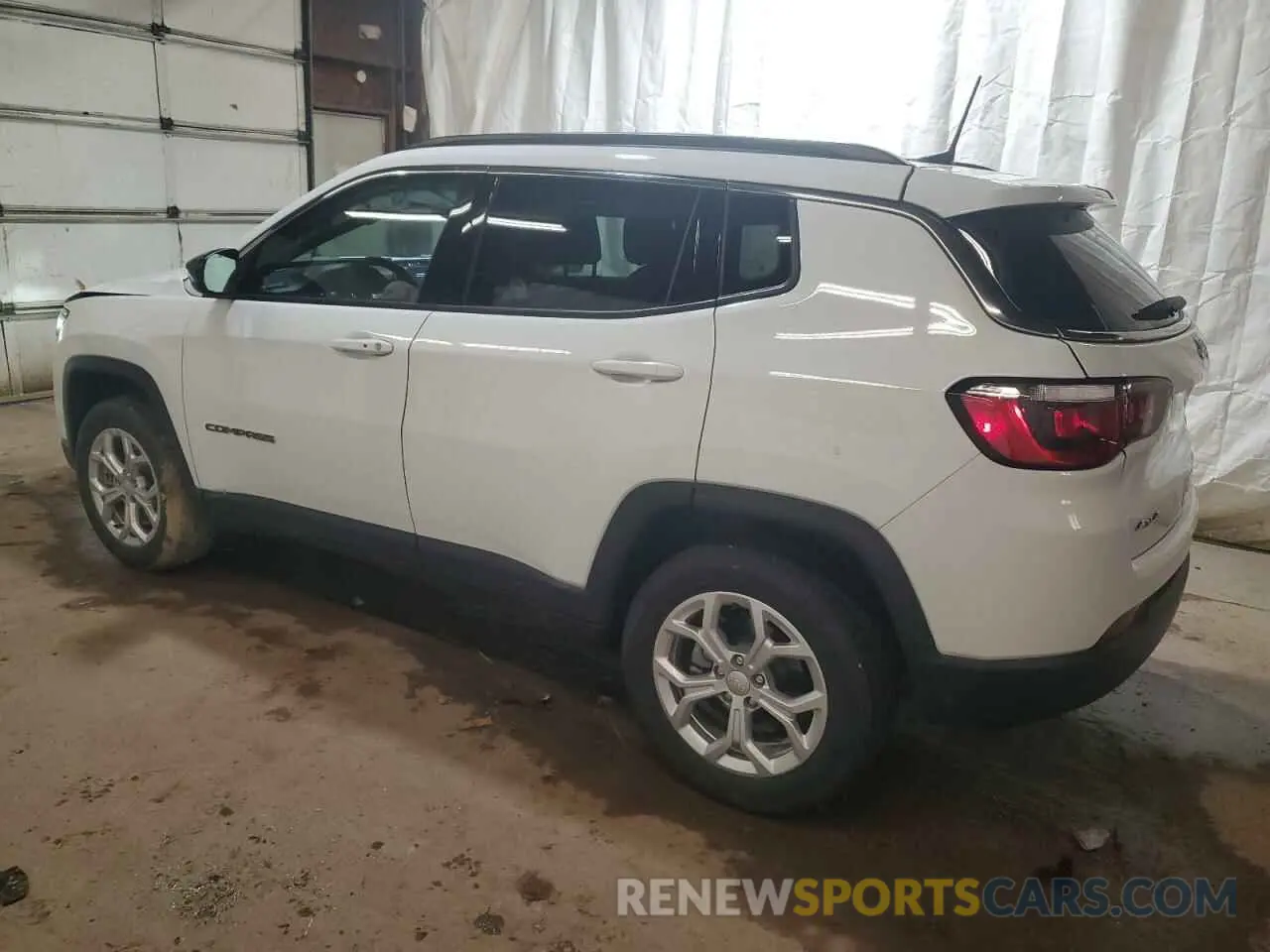 2 Photograph of a damaged car 3C4NJDBN8RT118526 JEEP COMPASS 2024