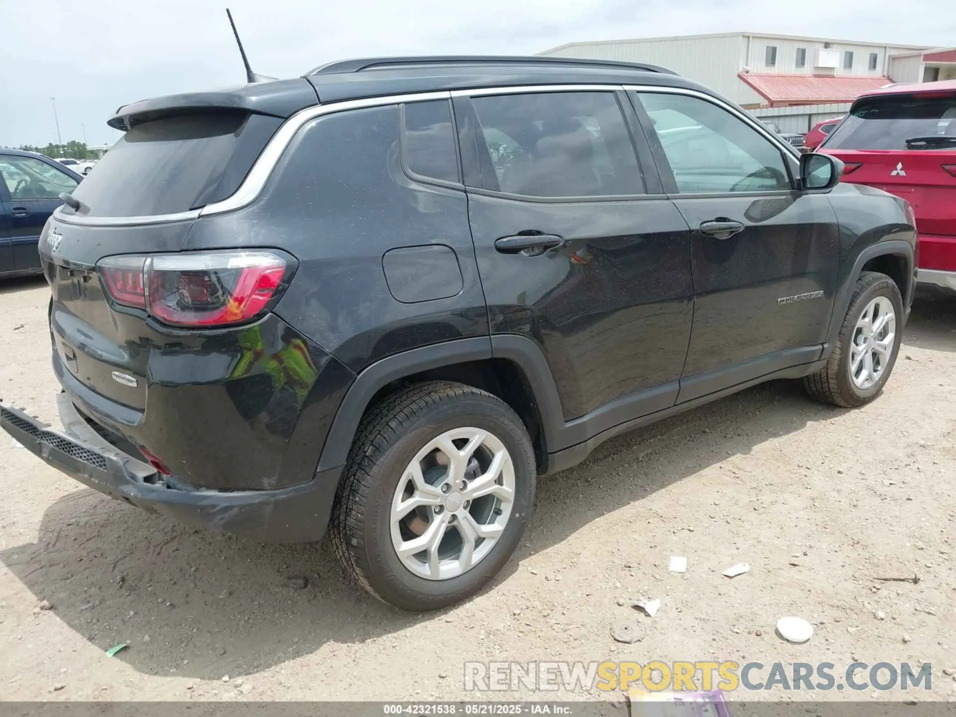 4 Photograph of a damaged car 3C4NJDBN8RT119367 JEEP COMPASS 2024
