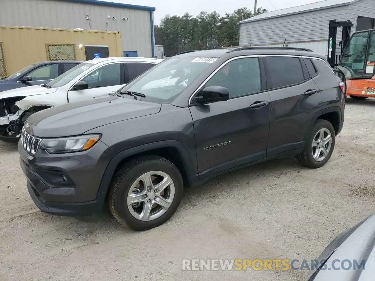 1 Photograph of a damaged car 3C4NJDBN8RT599216 JEEP COMPASS 2024