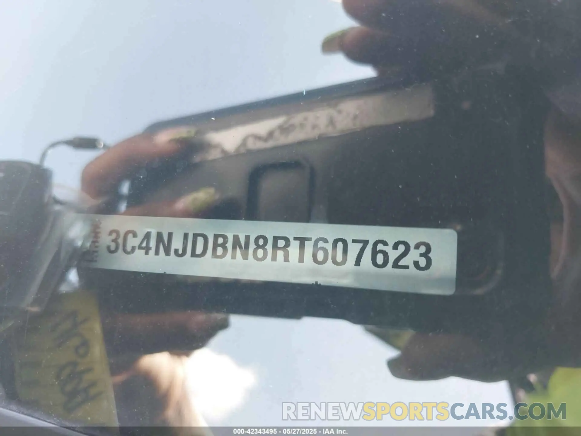 9 Photograph of a damaged car 3C4NJDBN8RT607623 JEEP COMPASS 2024
