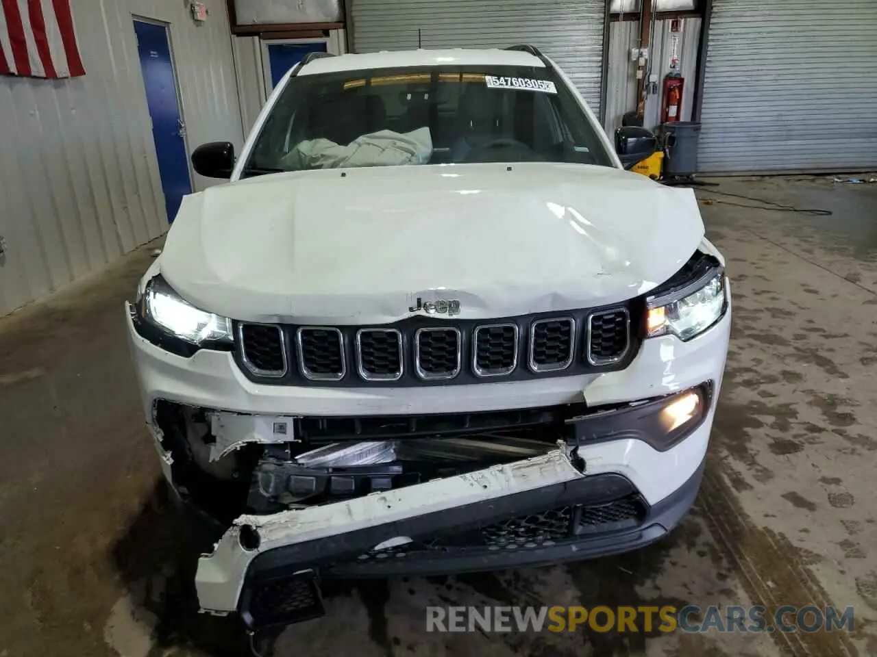 5 Photograph of a damaged car 3C4NJDBN9RT138882 JEEP COMPASS 2024