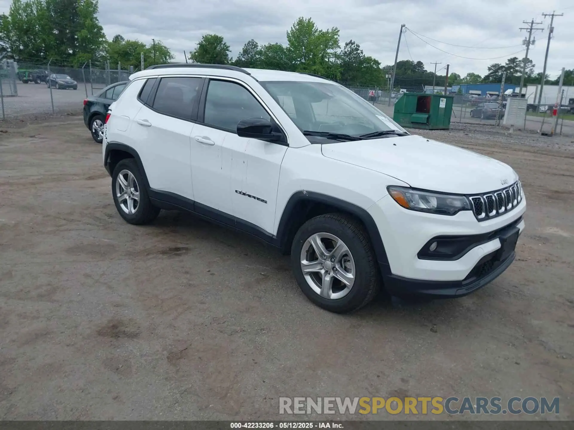 1 Photograph of a damaged car 3C4NJDBN9RT607209 JEEP COMPASS 2024