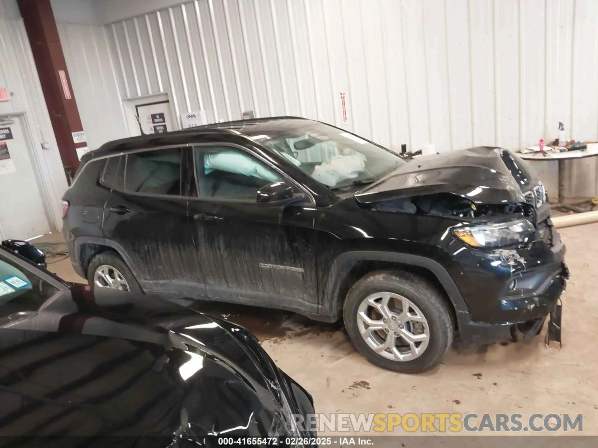 13 Photograph of a damaged car 3C4NJDBNXRT104014 JEEP COMPASS 2024