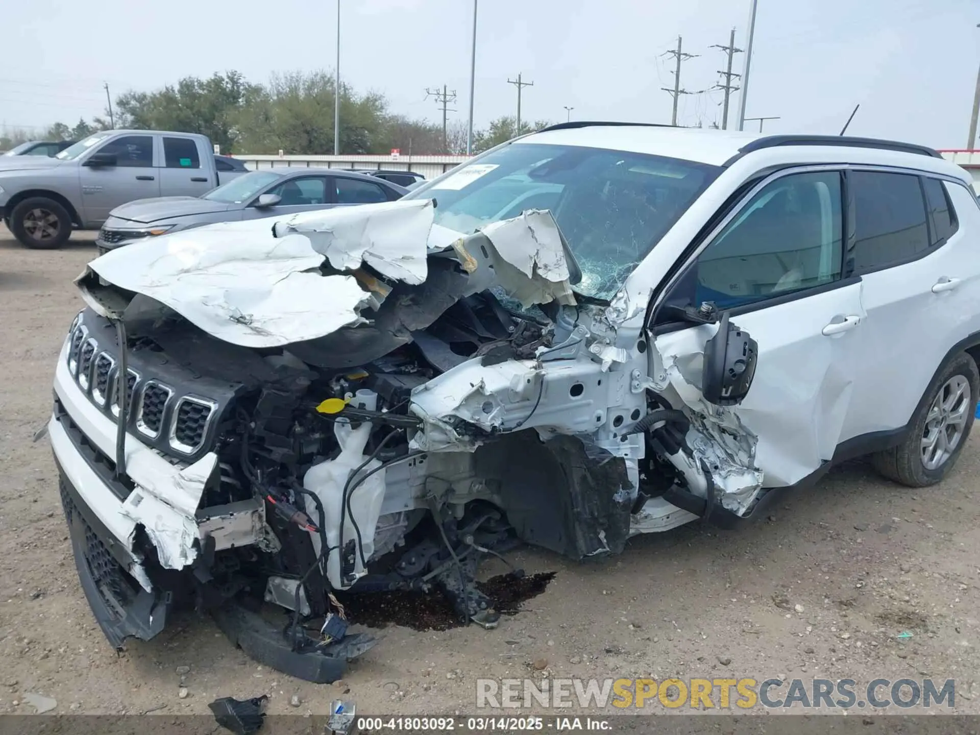 6 Photograph of a damaged car 3C4NJDBNXRT119533 JEEP COMPASS 2024