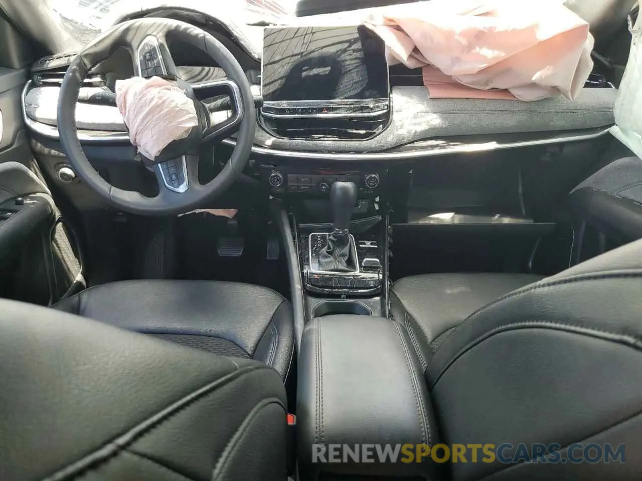 8 Photograph of a damaged car 3C4NJDBNXRT133089 JEEP COMPASS 2024