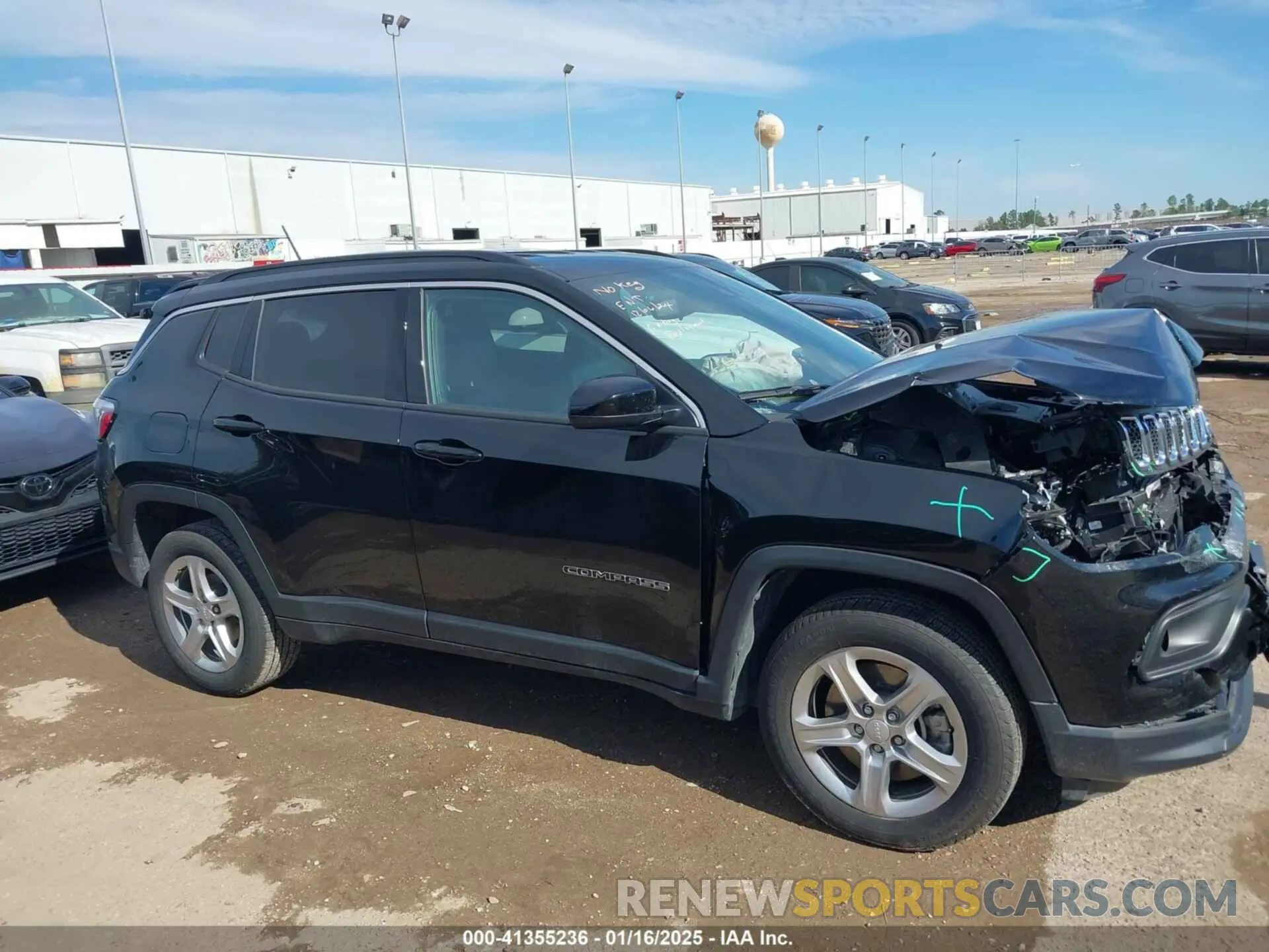 12 Photograph of a damaged car 3C4NJDBNXRT603833 JEEP COMPASS 2024