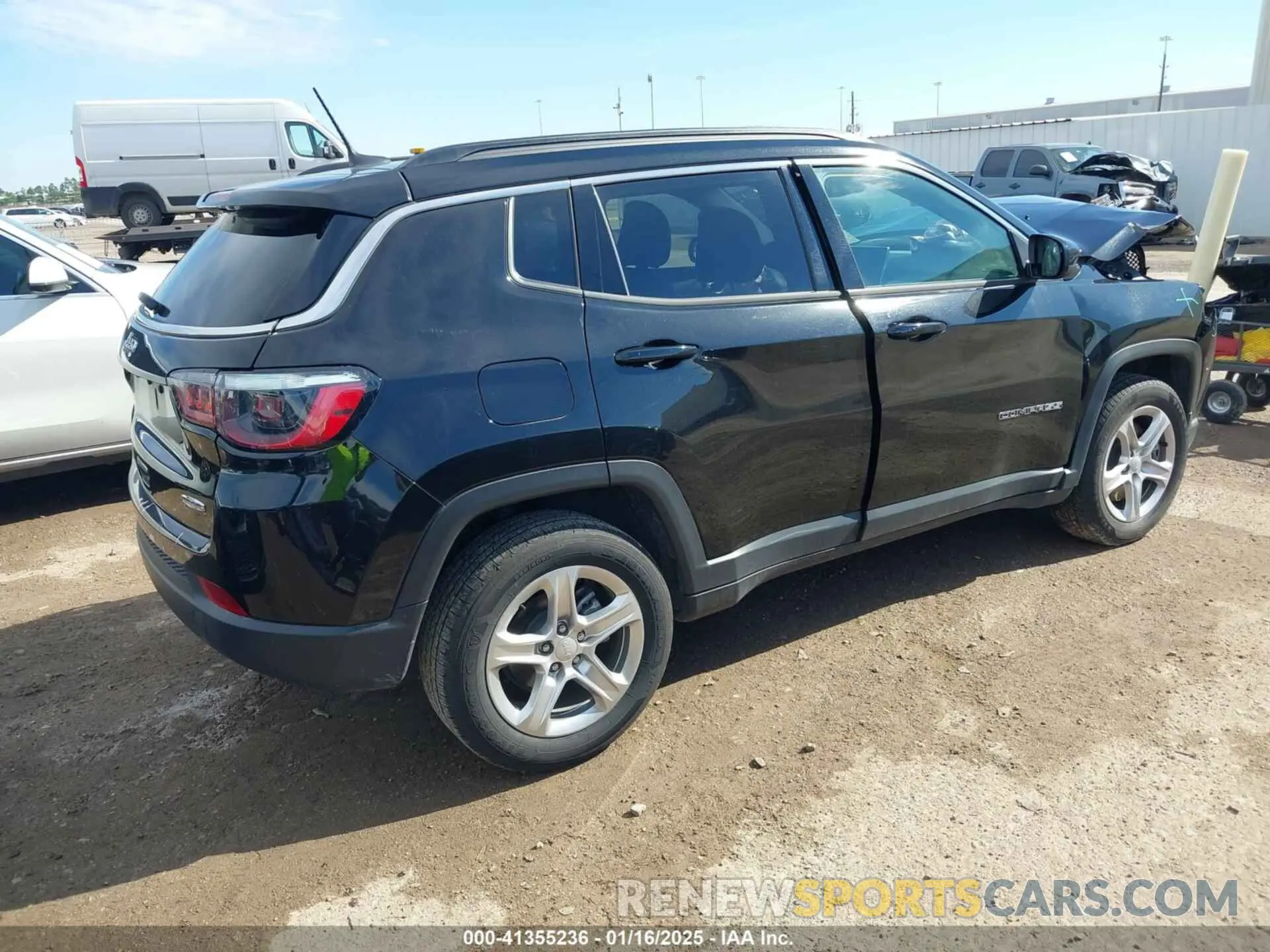 4 Photograph of a damaged car 3C4NJDBNXRT603833 JEEP COMPASS 2024
